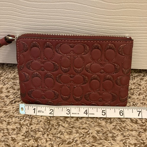 Like new, Coach wristlet - Picture 6 of 7
